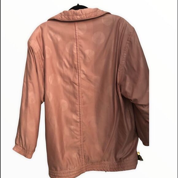 Fog by London Fog light pink coat with quilted insert. This can be coat or thinn - Picture 3 of 10
